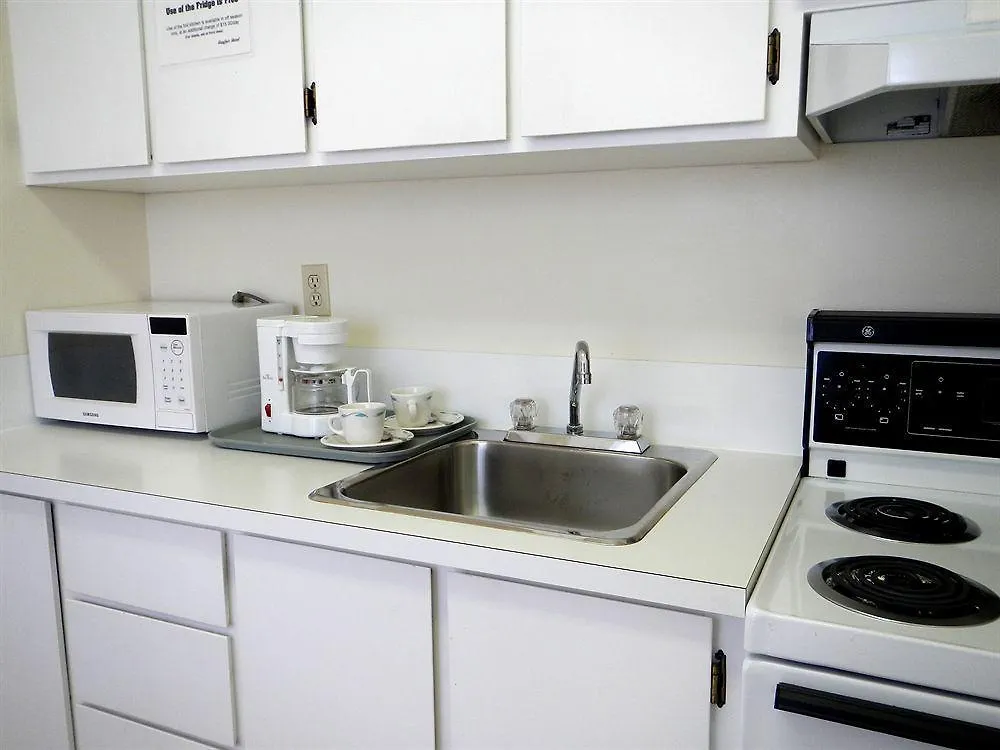 **  Mayfair Motel Victoria Canada
